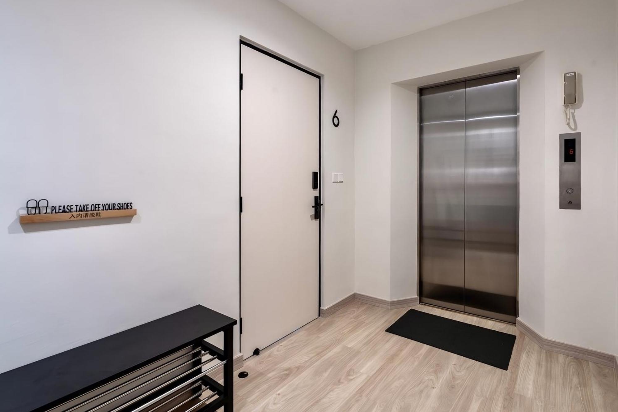 Codrington House - Boutique Apartments George Town Room photo